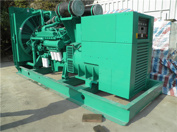 信宜发电车出租-柴油发电机组在使用的过程中应该做好哪些防护工作